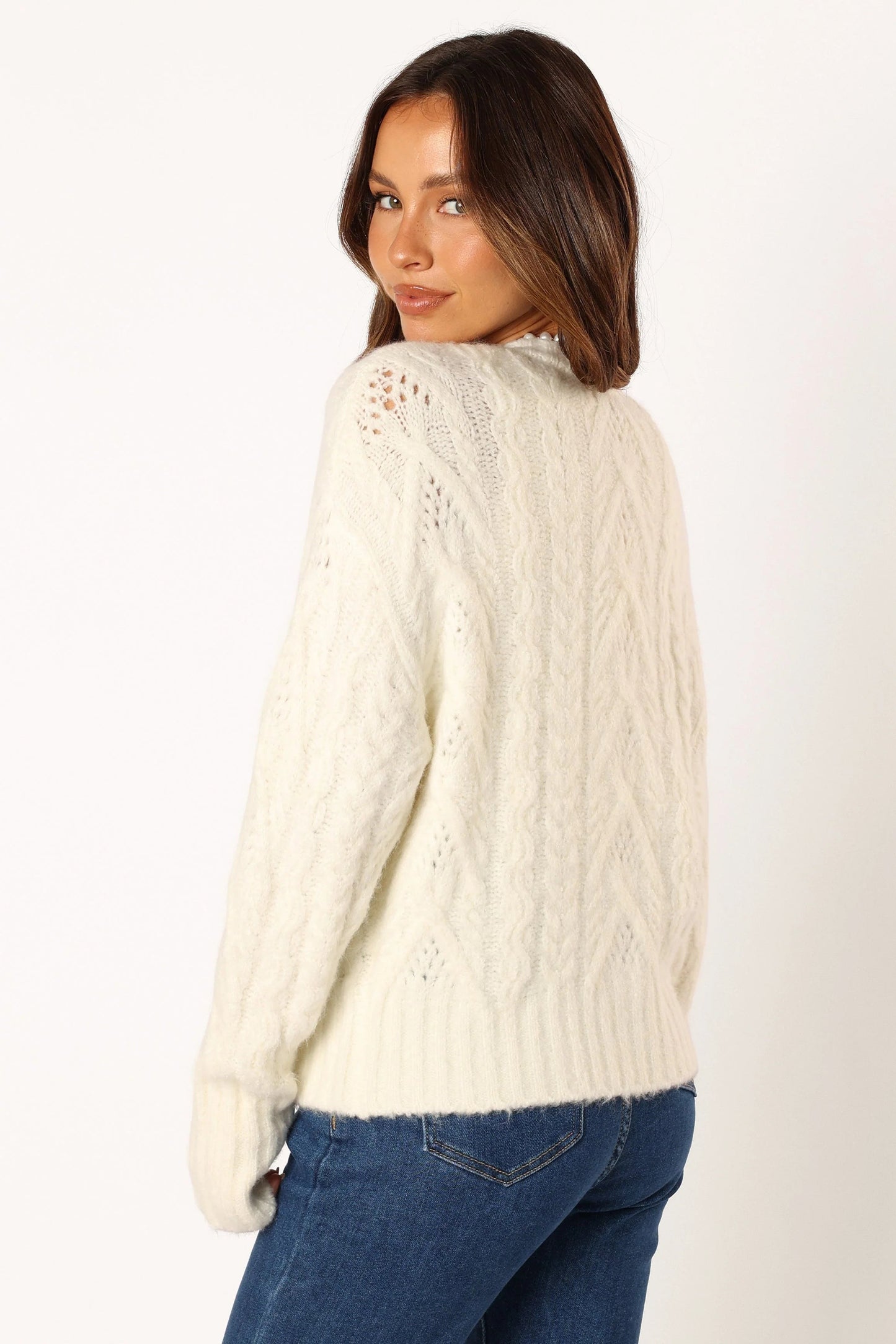 Cropped Flower-Button Knit Cardigan