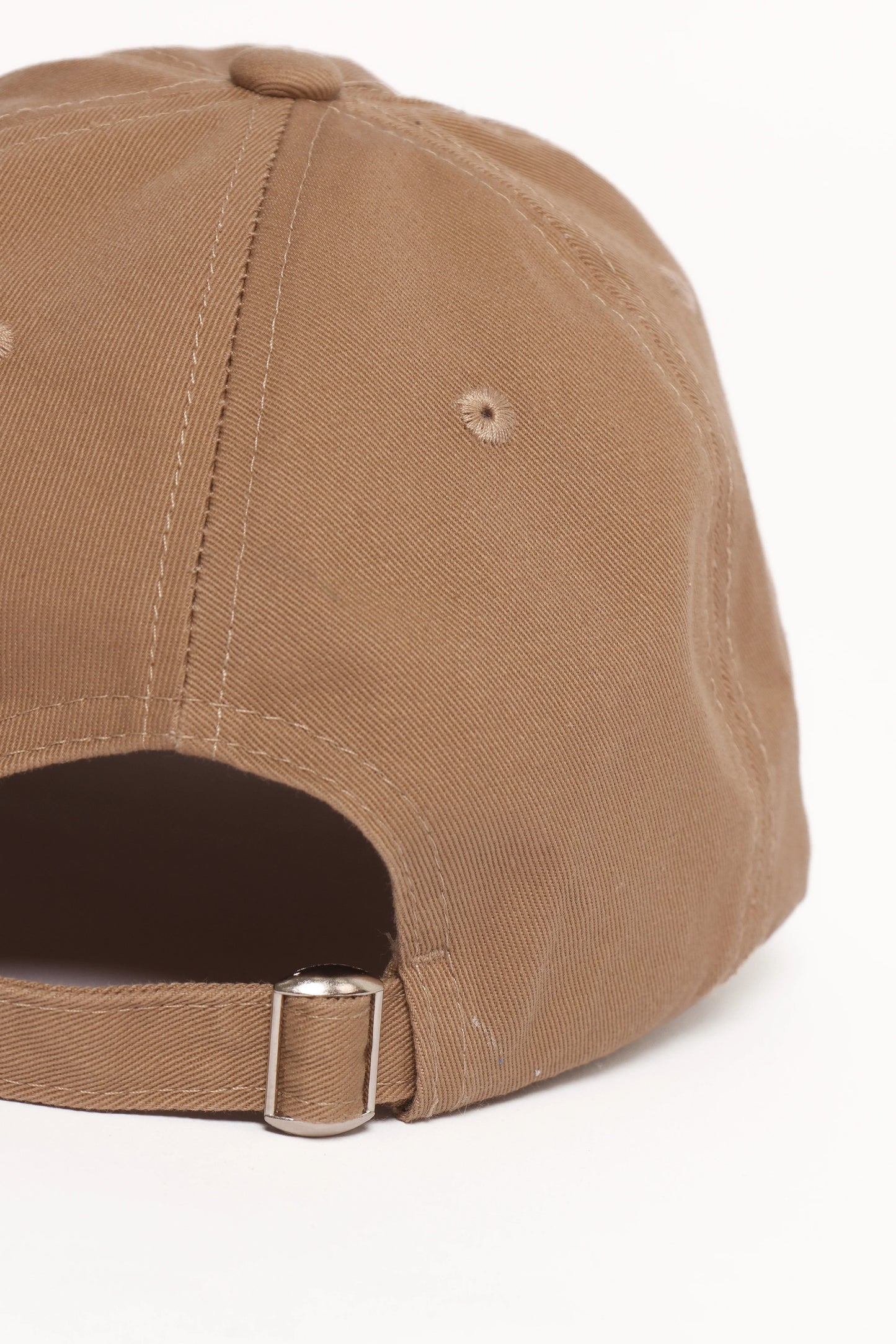 Embroidered Daisy Cotton Cap
