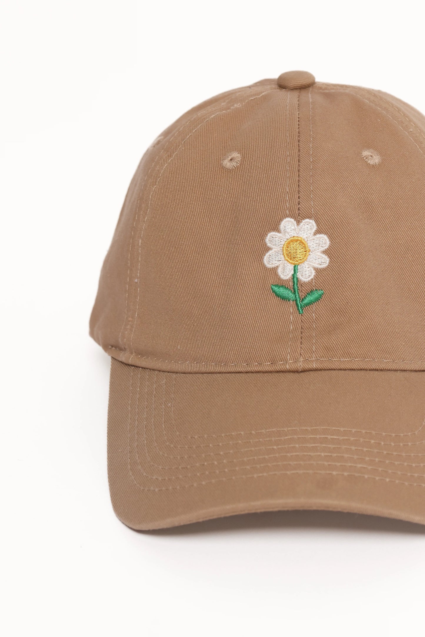 Embroidered Daisy Cotton Cap